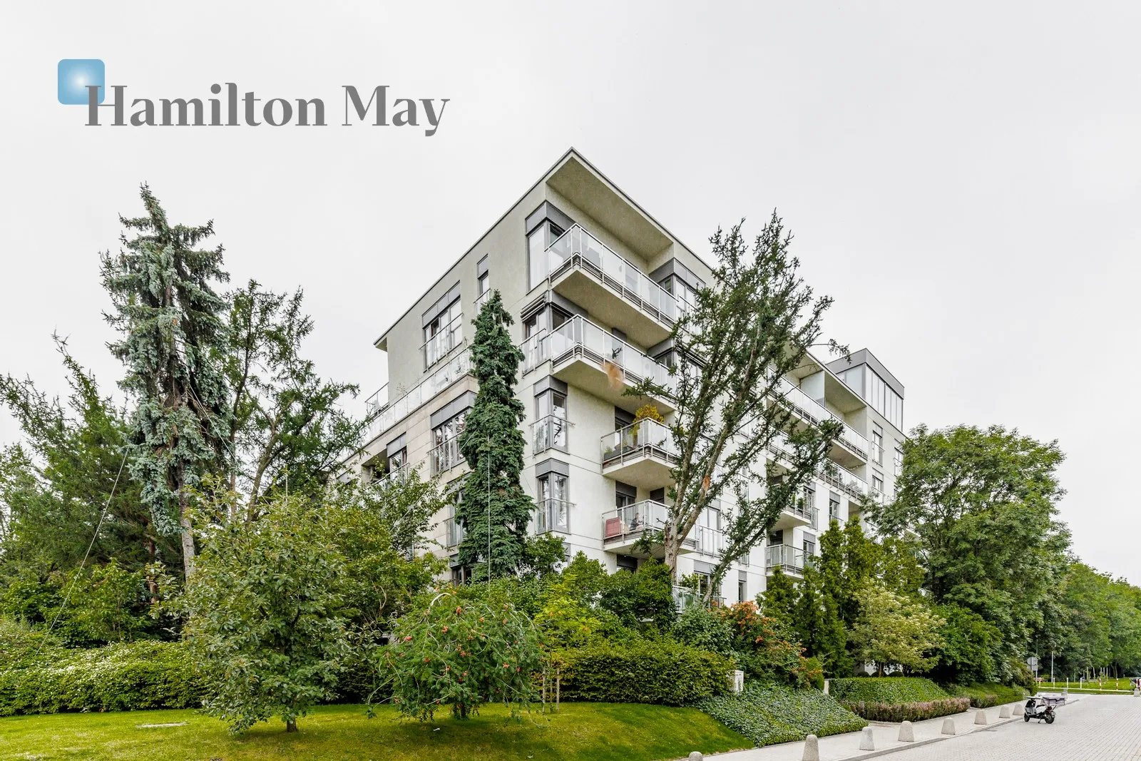 Region: Wola Subregion: Ulrychów Distance to centre: 4.39 km Level: 2 Price: 4500 PLN Bedrooms: 1 - slider