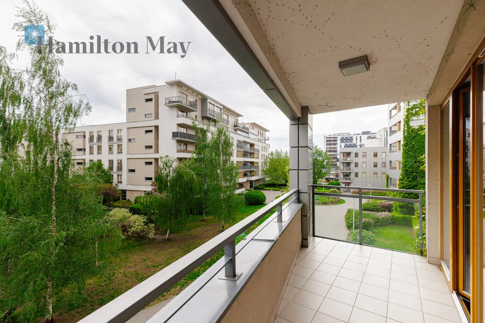 Region: Mokotów Subregion: Służewiec Distance to centre: 6.64 km Level: 2 Price: 7500 PLN Bedrooms: 2 - slider