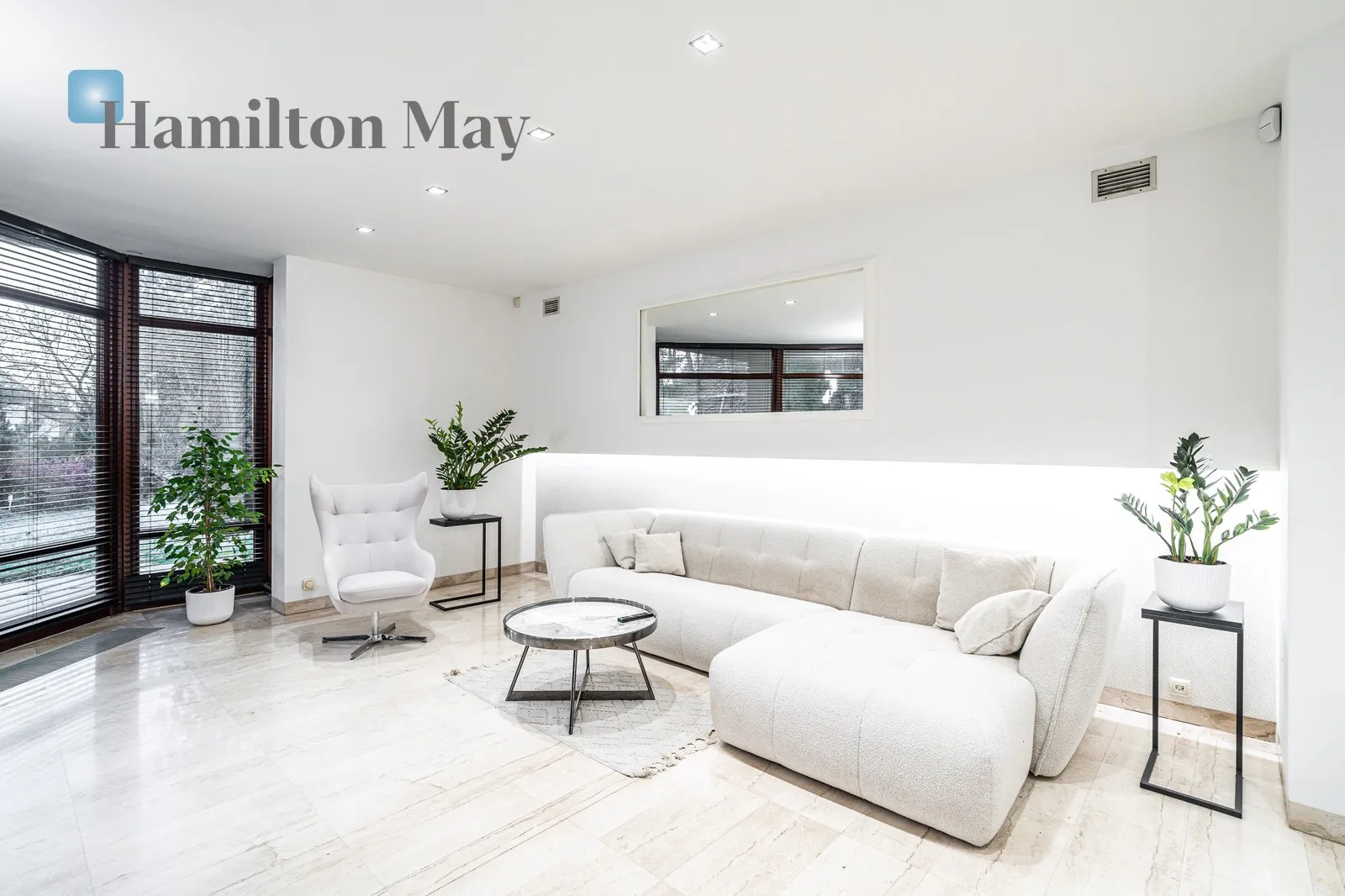 City: Kraków Street: Jana Aleksandra Gorczyna Region: Swoszowice Price: 5200000 PLN Bedrooms: 5 - slider