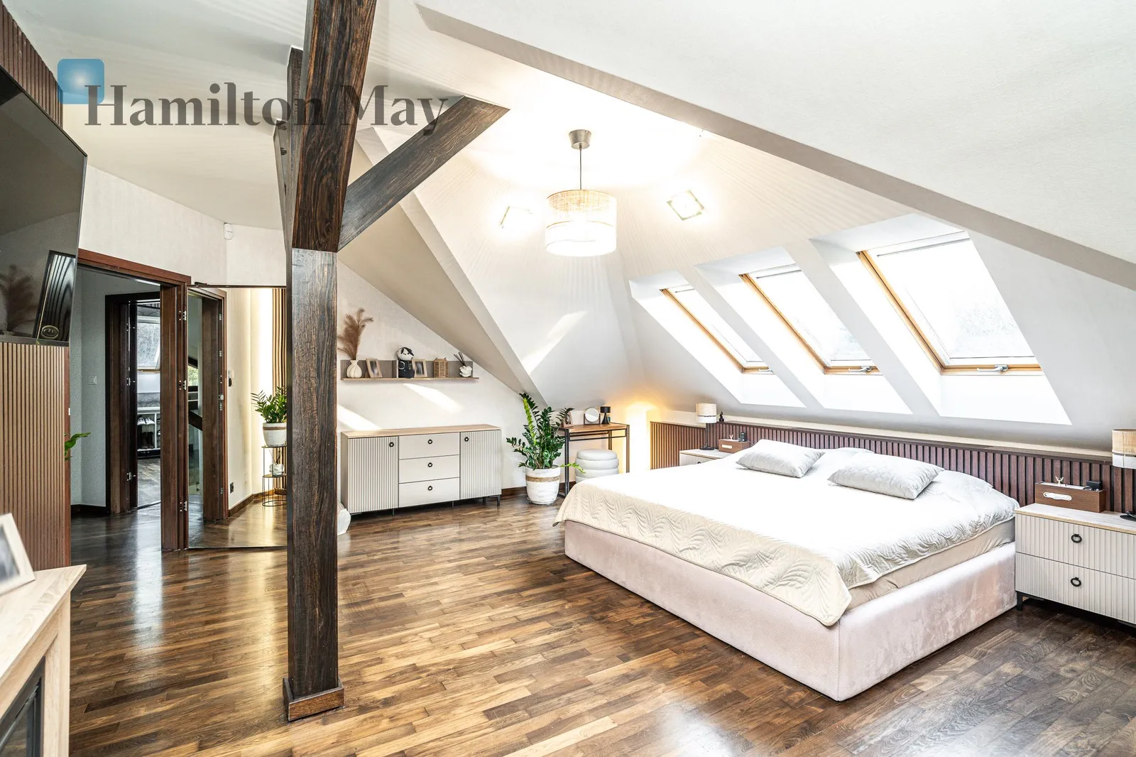 Price: 5200000 PLN Bedrooms: 5 Bathrooms: 3 - slider