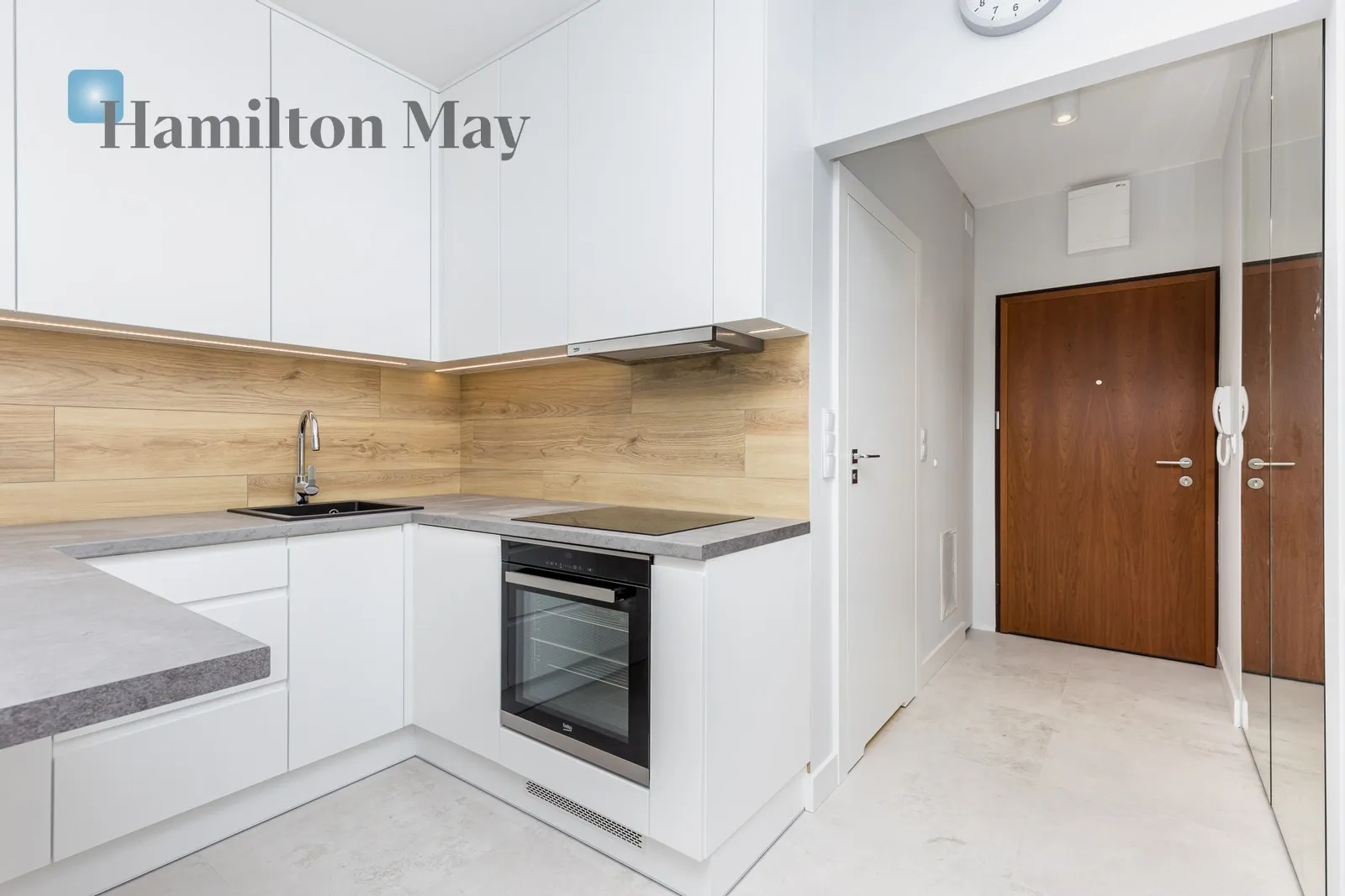 City: Warszawa Street: Kłopot Region: Wola Subregion: Powązki Distance to centre: 3.72 km Level: 8 Price: 3150 PLN Bedrooms: 0 - slider