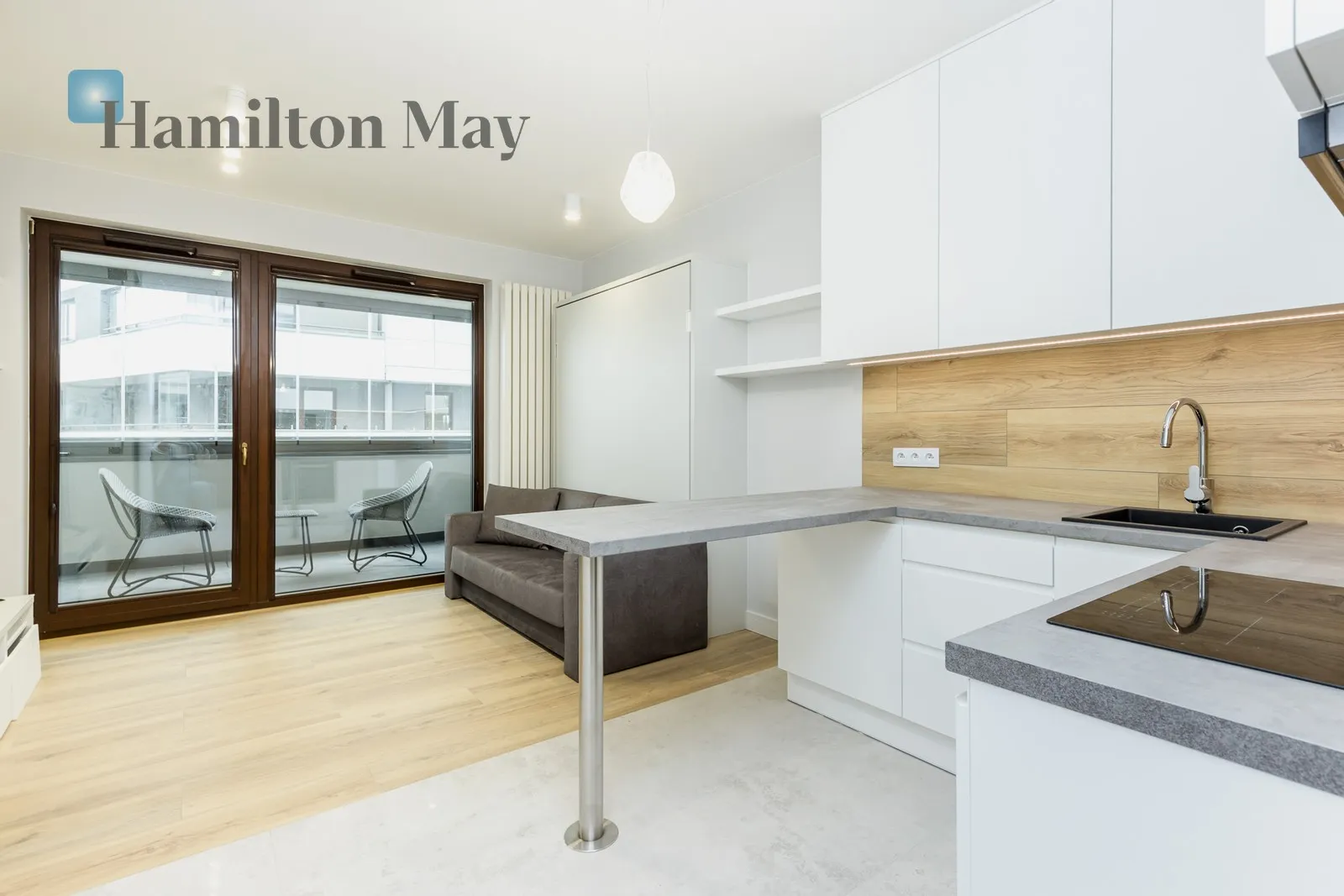 Street: Kłopot Region: Wola Subregion: Powązki Distance to centre: 3.72 km Level: 8 Price: 3150 PLN Bedrooms: 0 Bathrooms: 1 Size: 26m2 - slider