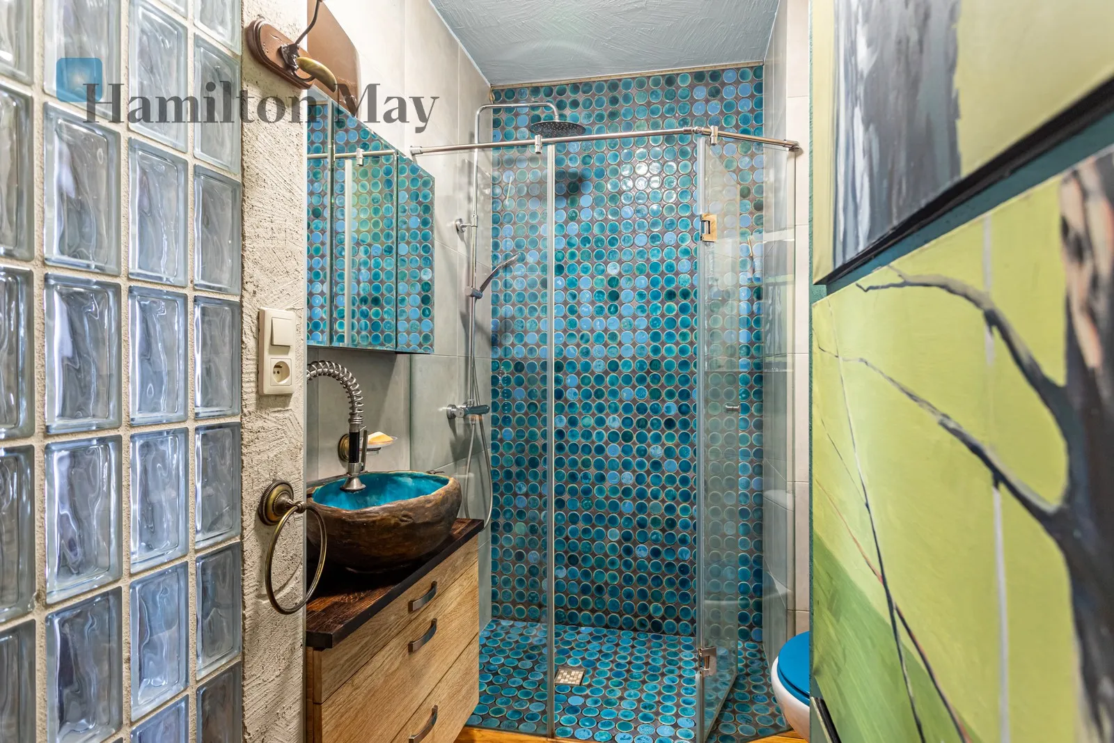 Region: Wola Subregion: Czyste Distance to centre: 2 km Level: 6 Price: 13000 PLN Bedrooms: 3 - slider