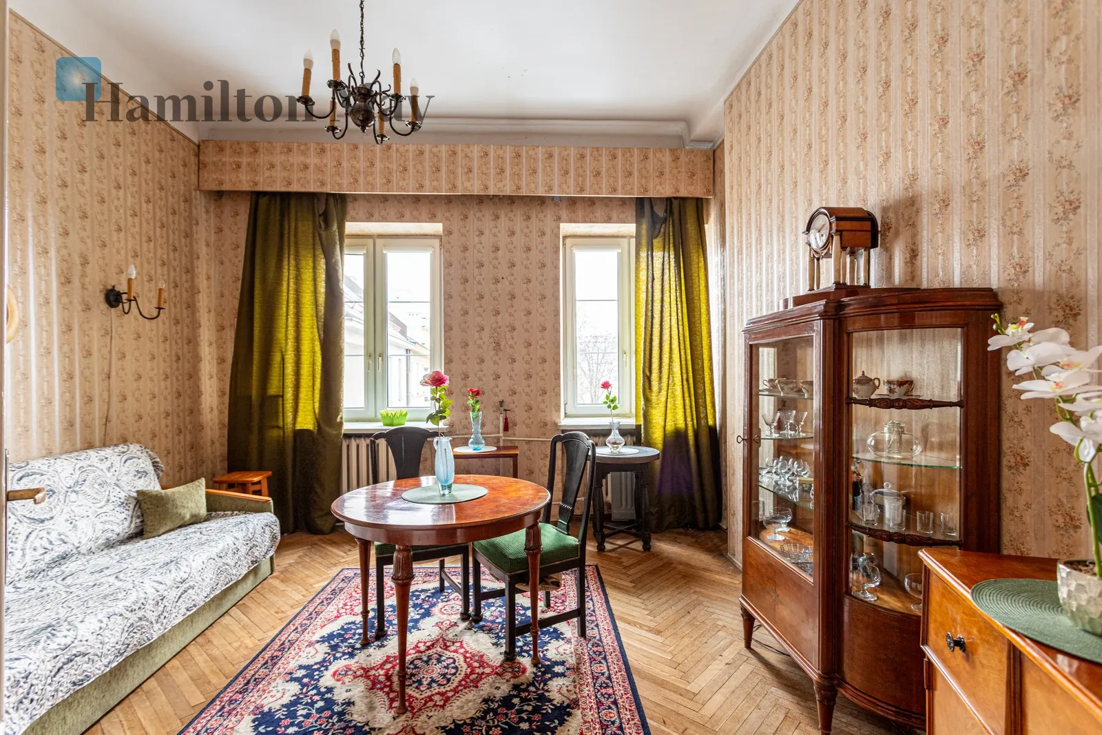 Wyjątkowe mieszkanie przy Starym Mieście – kameralny widok i historyczny klimat - slider