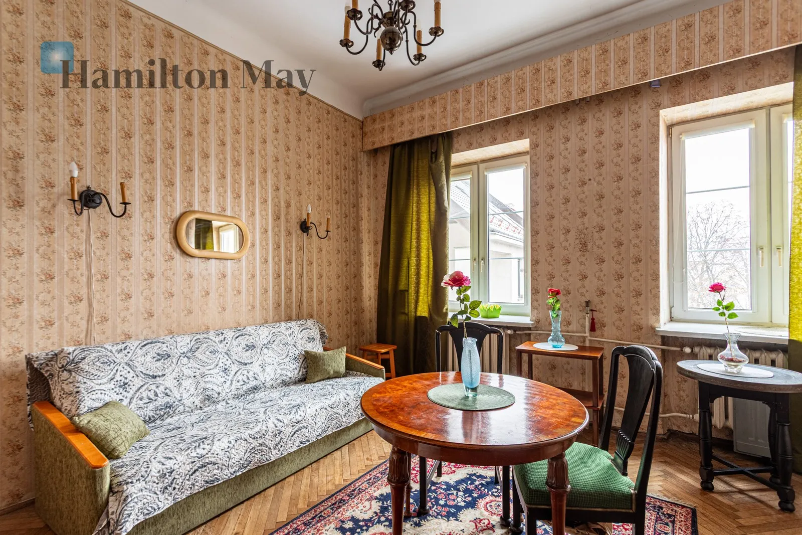 Wyjątkowe mieszkanie przy Starym Mieście – kameralny widok i historyczny klimat - slider