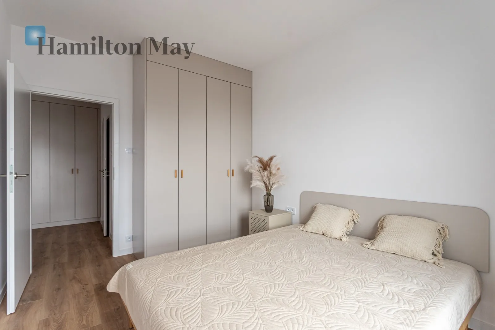 Two rooms | 38.04 m2 | Balcony | Popularna street - slider