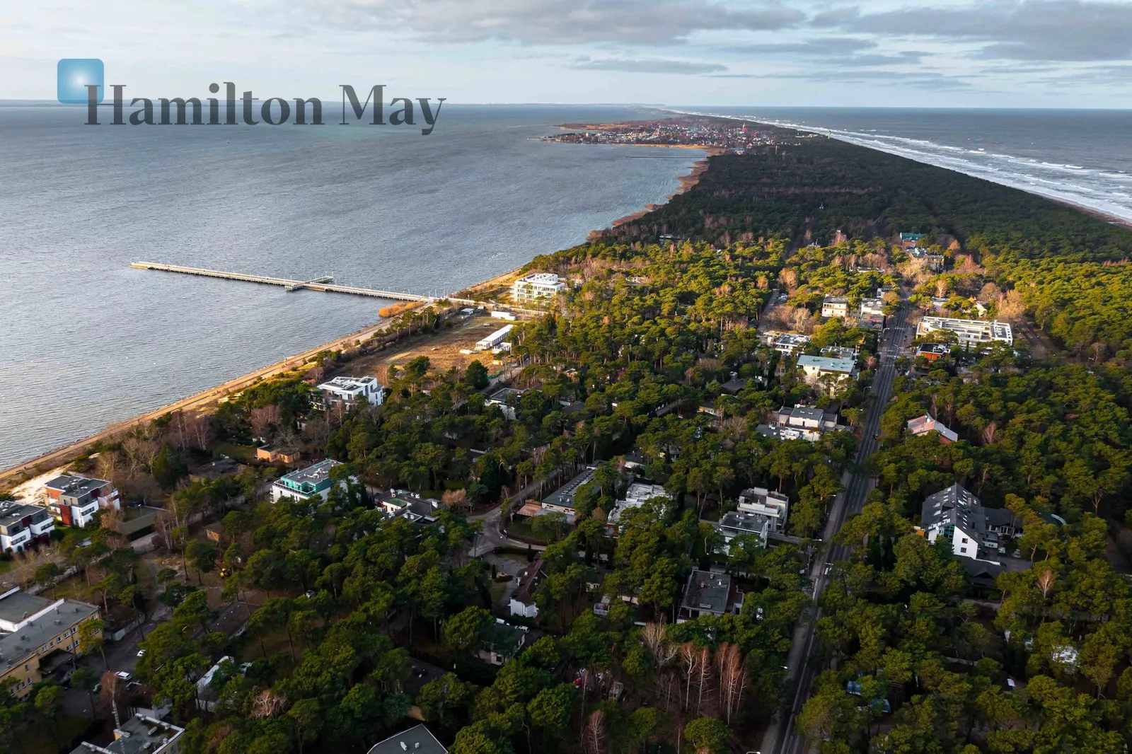 Price: 2275500 PLN Bedrooms: 1 Bathrooms: 1 - slider