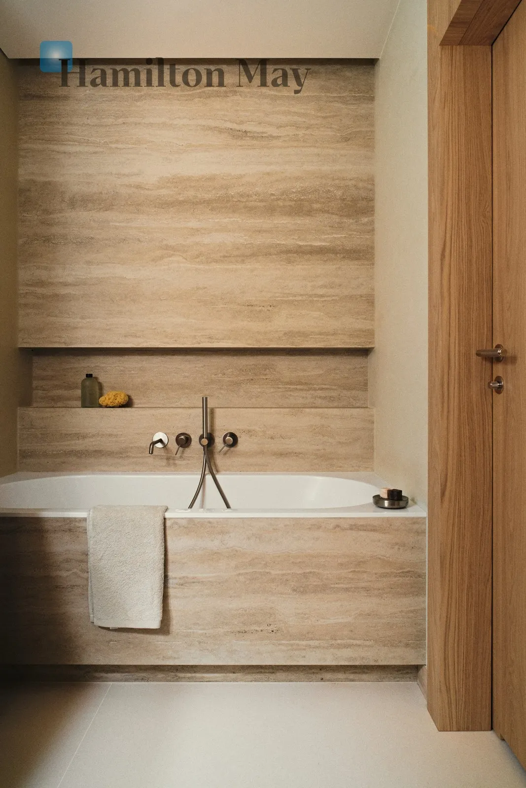 Region: Jurata Distance to centre: 312.01 km Level: 1 Price: 2275500 PLN Bedrooms: 1 Bathrooms: 1 Size: 53.03m2 - slider