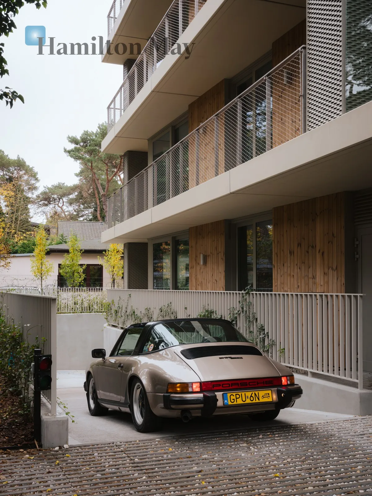 Street: Świętopełka 15 Region: Jurata Distance to centre: 312.01 km Level: 1 Price: 2275500 PLN - slider