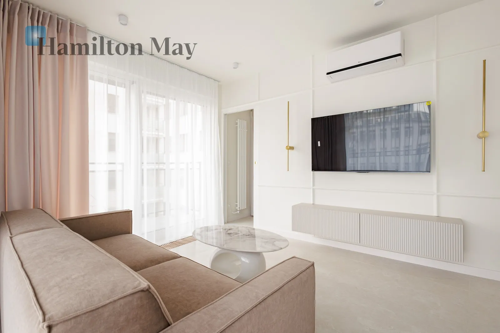 Сучасна квартира в самому серці Волі - slider