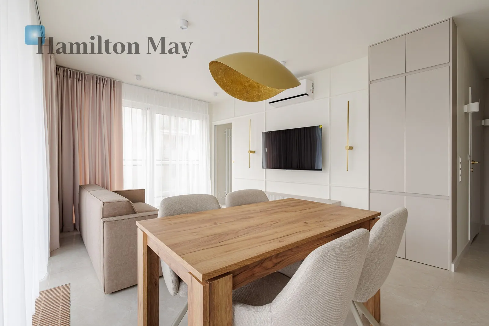 Сучасна квартира в самому серці Волі - slider