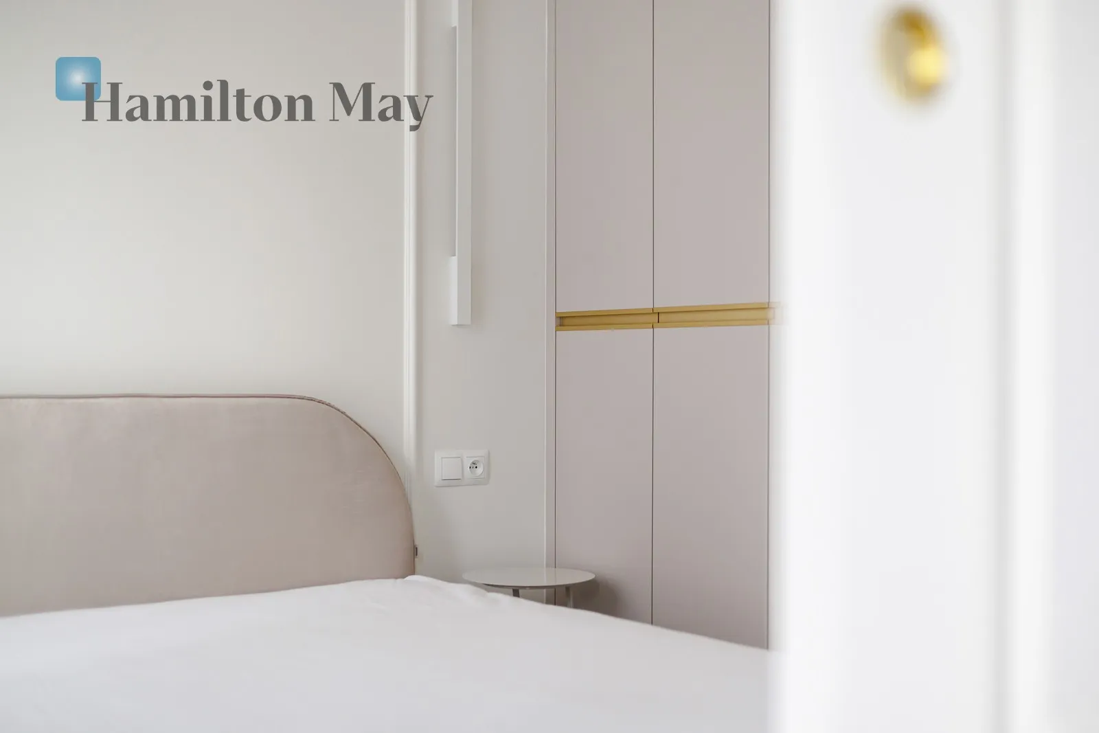 Сучасна квартира в самому серці Волі - slider