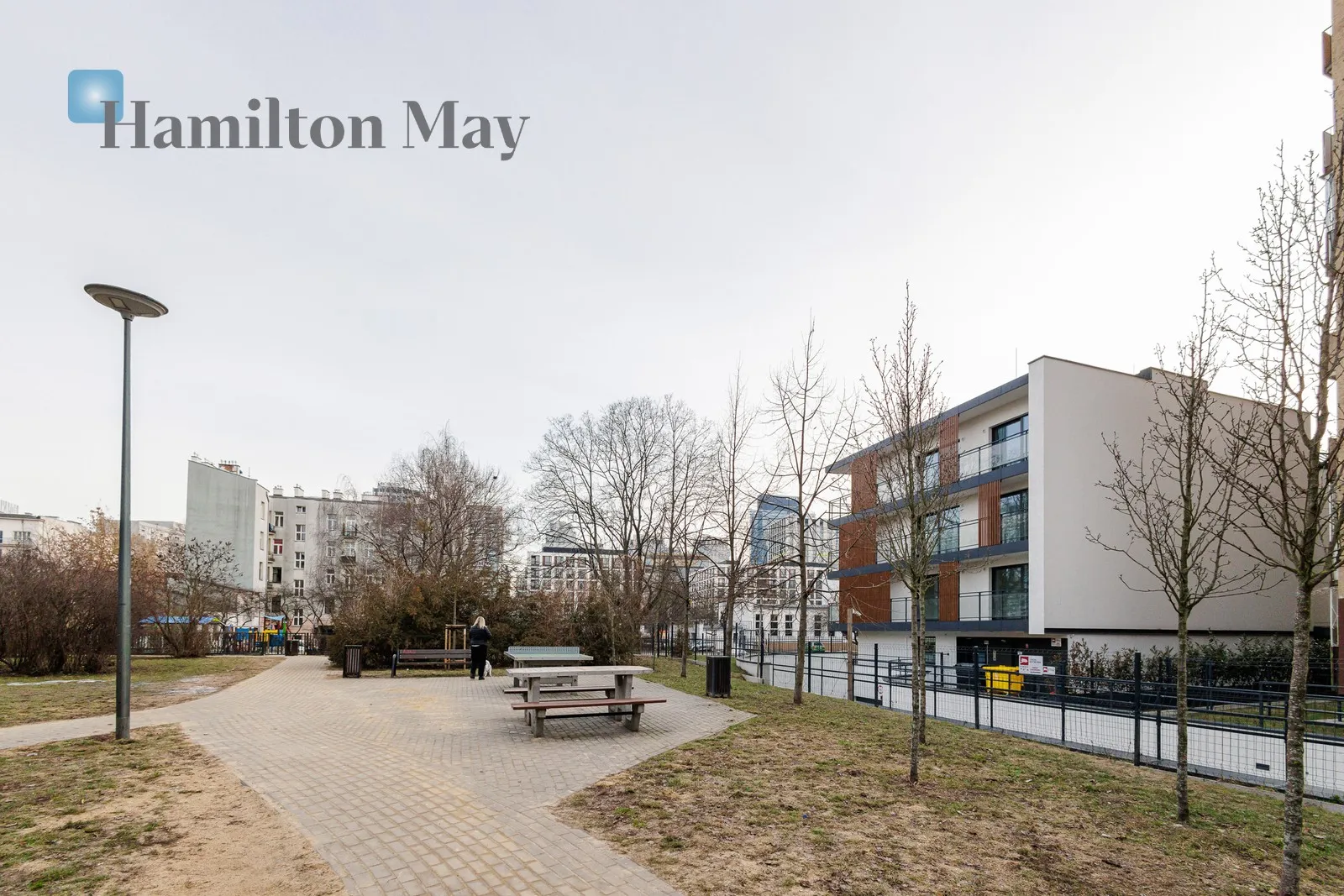 Сучасна квартира в самому серці Волі - slider