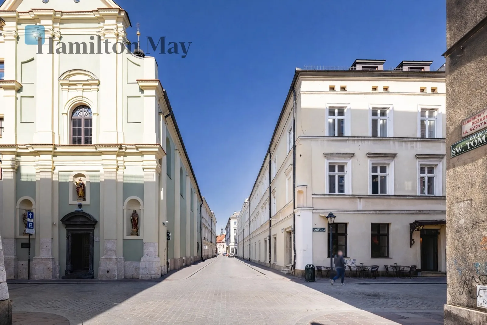 Attractive investment premises with a total area of ​​approx. 101 m2 next to the Main Square - slider