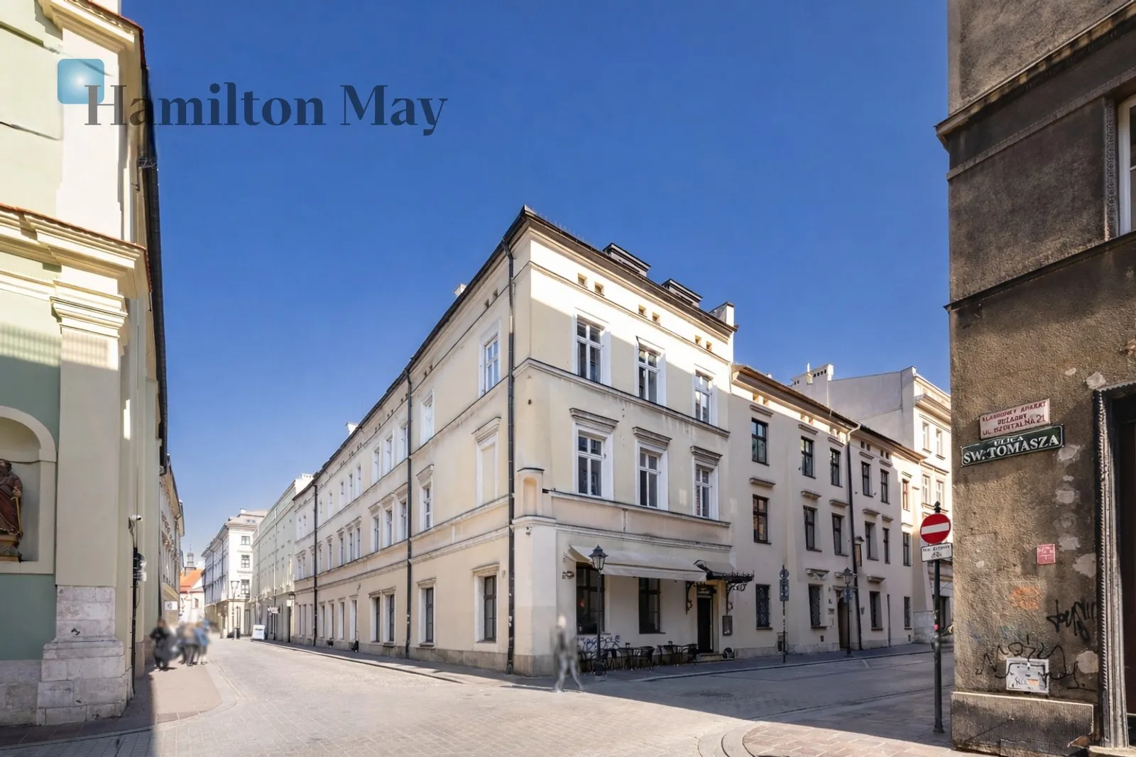 Attractive investment premises with a total area of ​​approx. 101 m2 next to the Main Square - slider