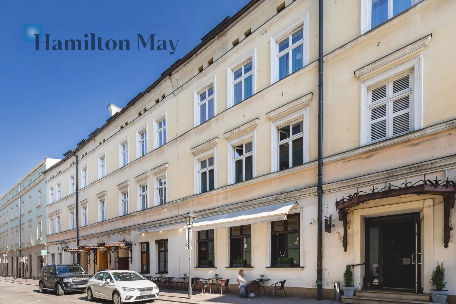 Attractive investment premises with a total area of ​​approx. 101 m2 next to the Main Square - slider