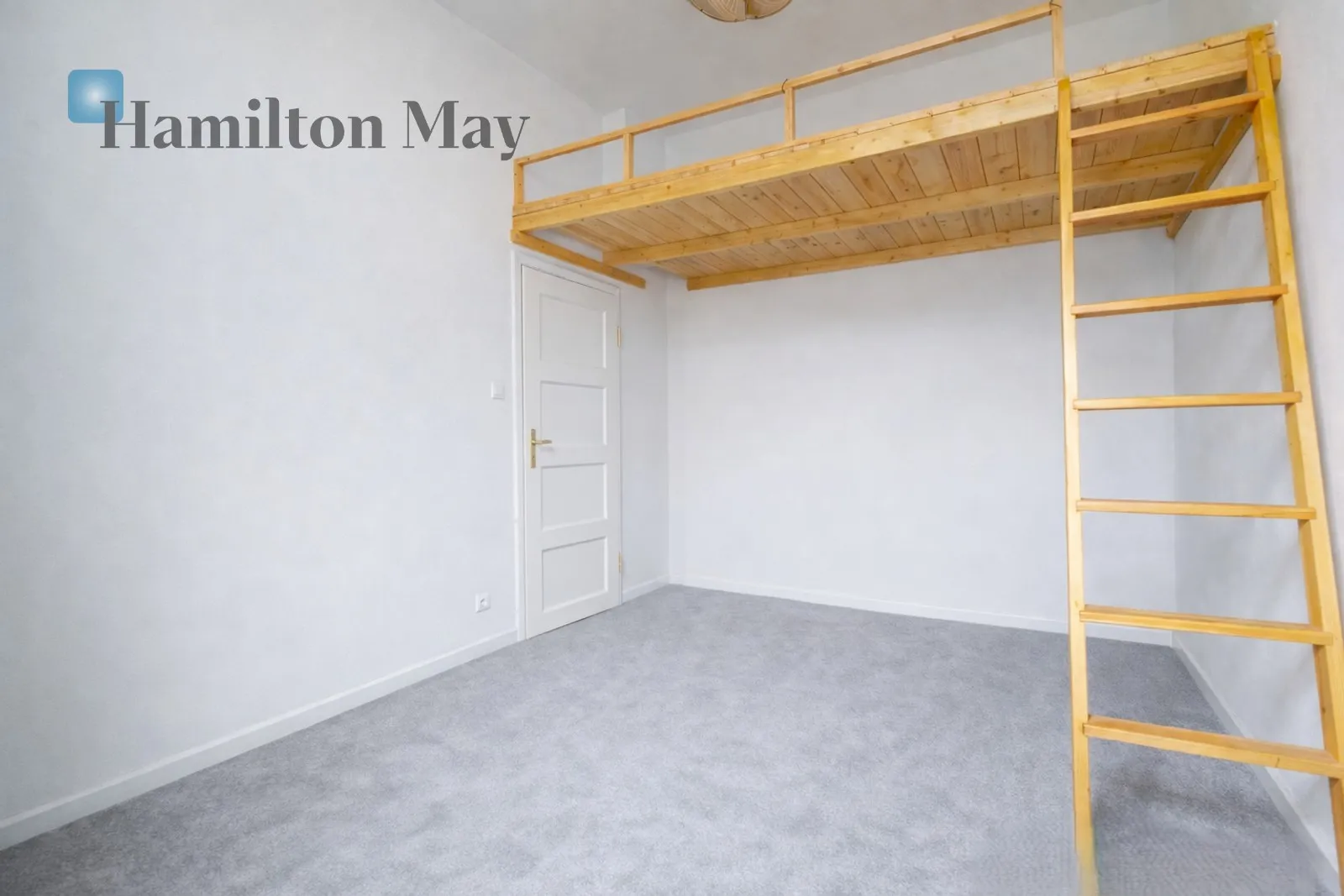 Студія під ремонт | мезонін - slider