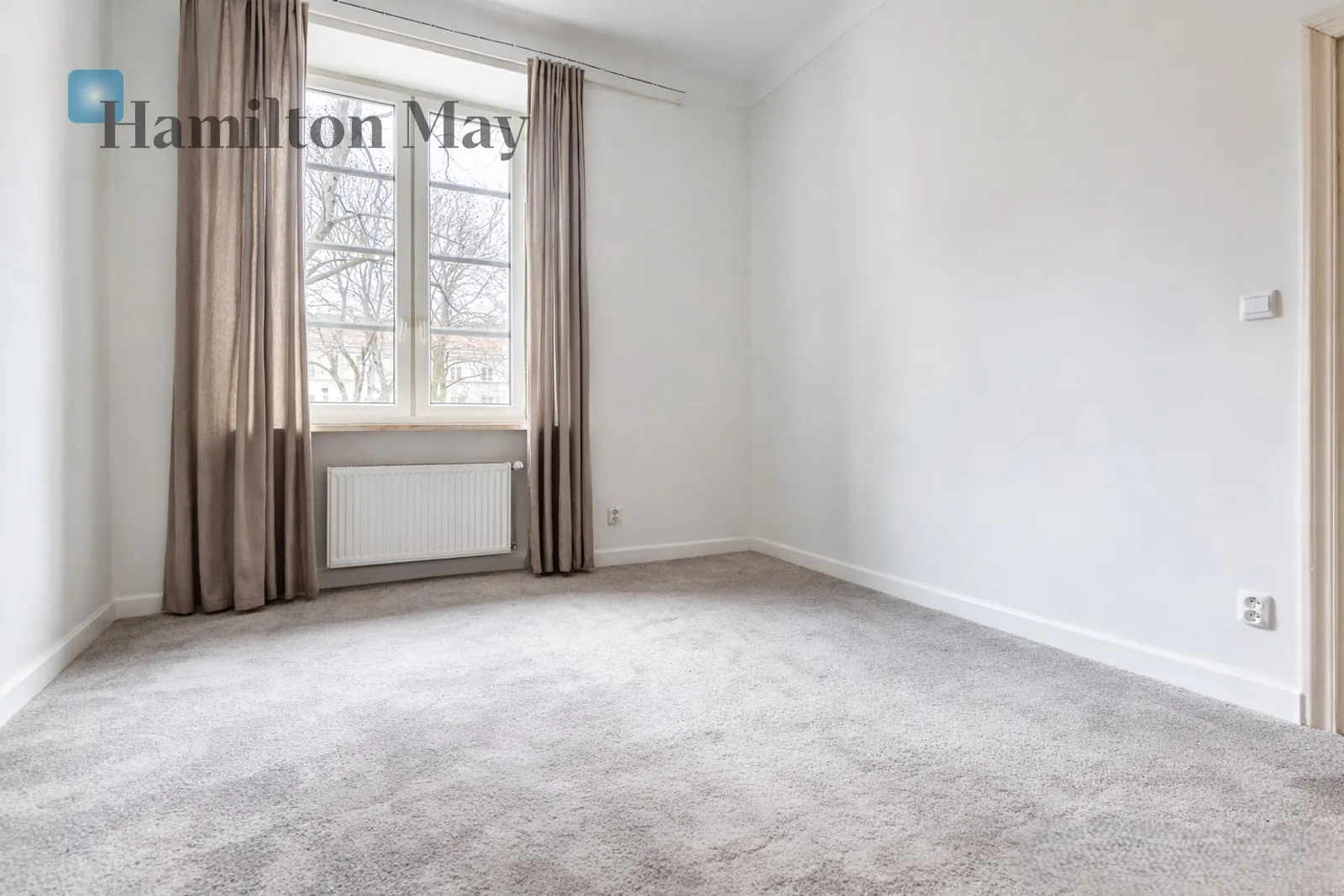 Студія під ремонт | мезонін - slider