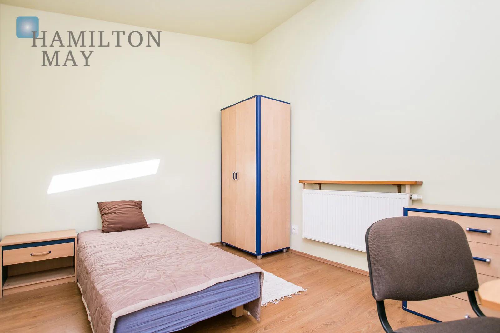 Bright and spacious apartment on Grzegórzecka Street - slider