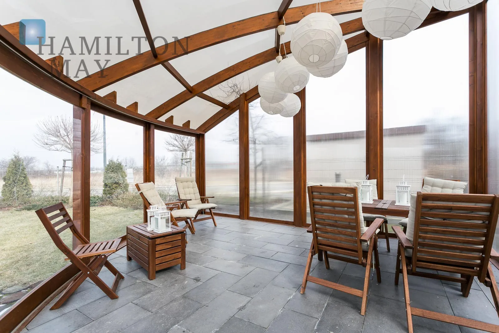 A beautiful, modern house in the Kapriola estate, right next to Miasteczko Wilanów - slider