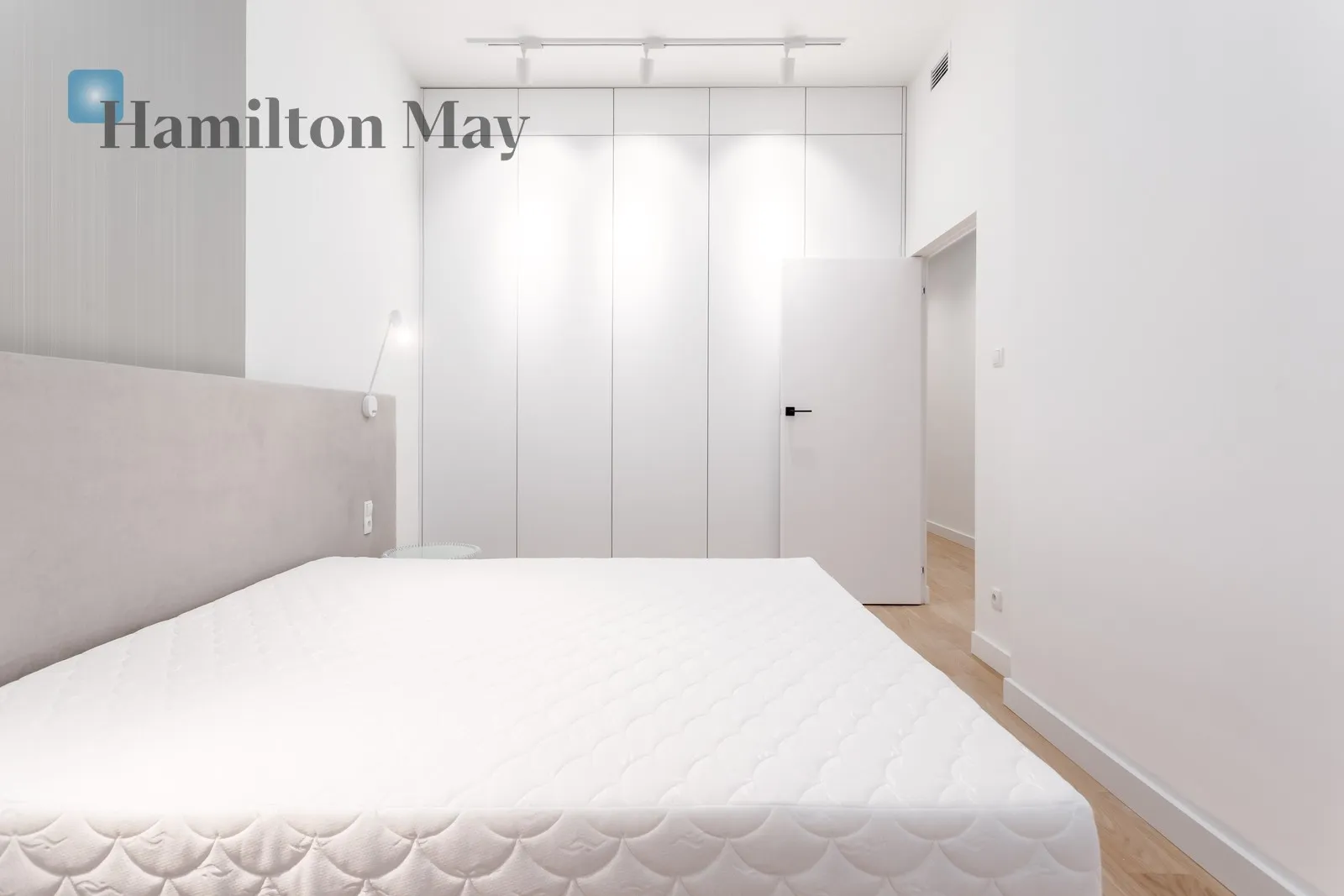 City: Warszawa Street: Leszczyńska Region: Śródmieście Subregion: Powiśle - slider