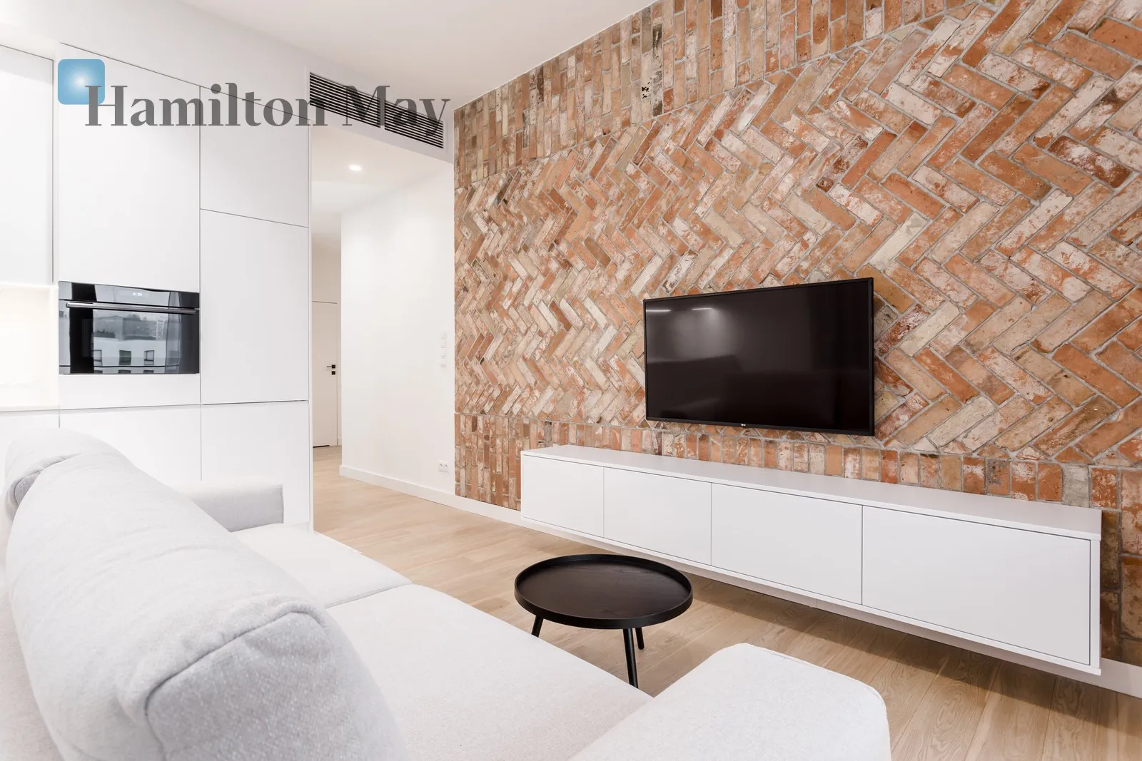 Subregion: Powiśle Distance to centre: 1.45 km Level: 4 Price: 13665 PLN Bedrooms: 2 Bathrooms: 2 - slider