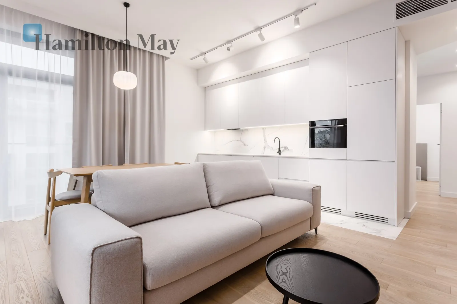 Level: 4 Price: 13665 PLN Bedrooms: 2 Bathrooms: 2 Size: 71m2 Price/m2: 192 PLN - slider