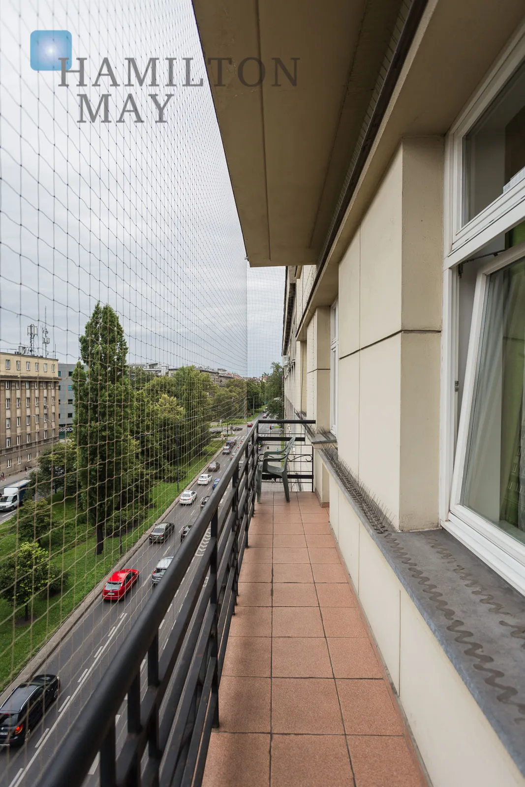 Przestronne i słoneczne mieszkanie z dwoma sypialniami w centrum Krakowa - slider