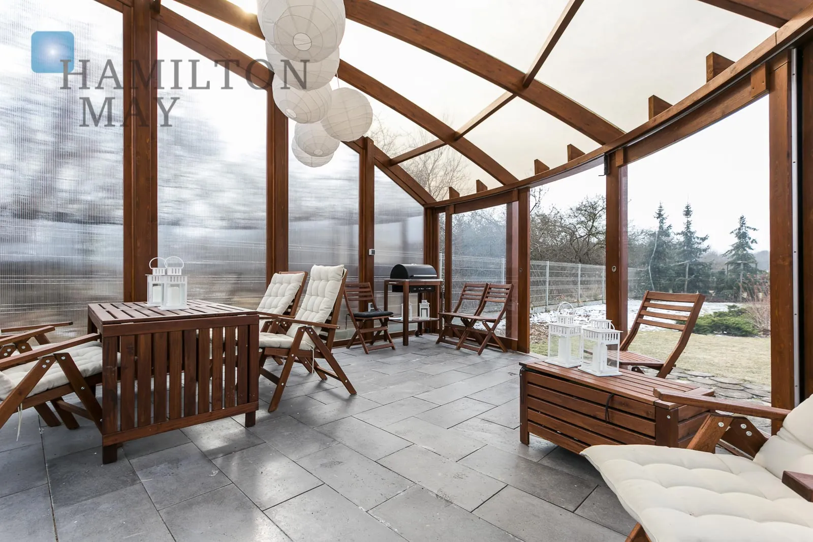 A beautiful, modern house in the Kapriola estate, right next to Miasteczko Wilanów - slider