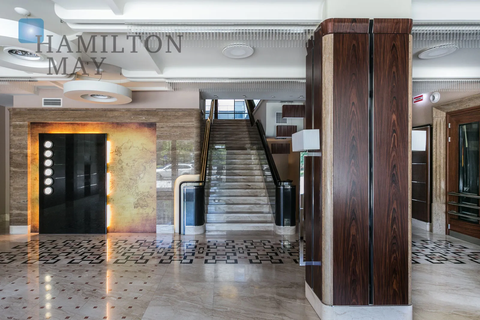 Luxury art deco penthouse in prestigious Foksal Residence - slider