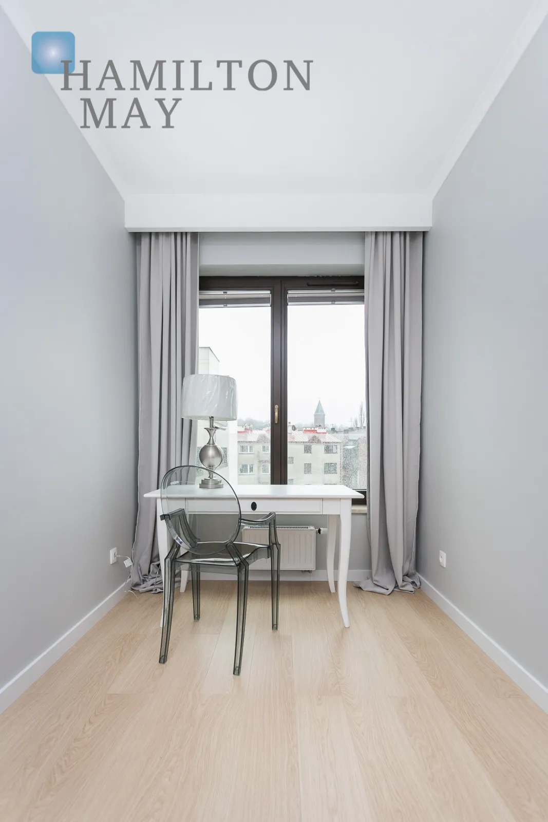 A unique three bedroom apartment with a beautiful view over the Wawel castle, in the modern Dom pod Wilgą investment