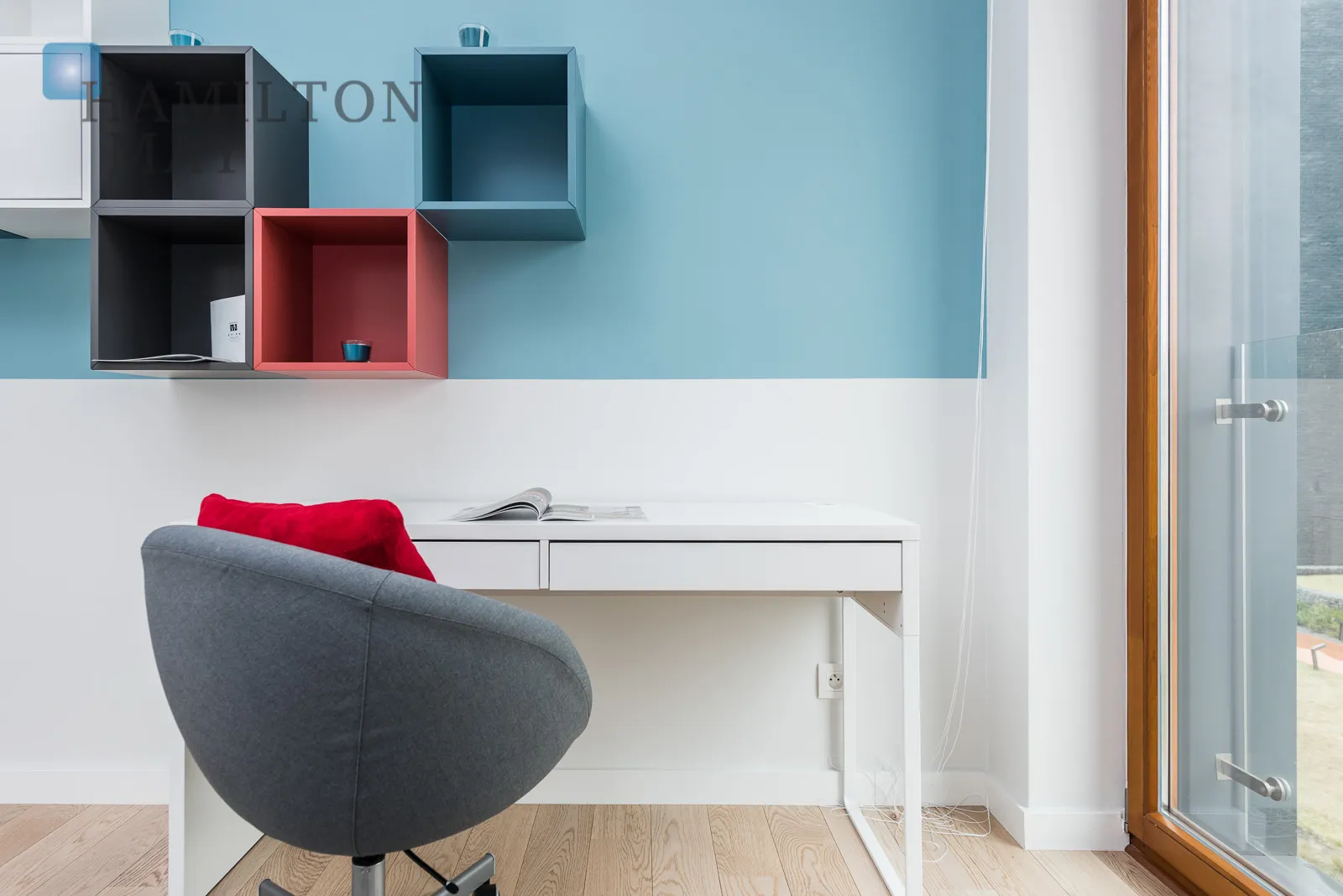 Ekskluzywny apartament z balkonem w sercu Krakowa - slider