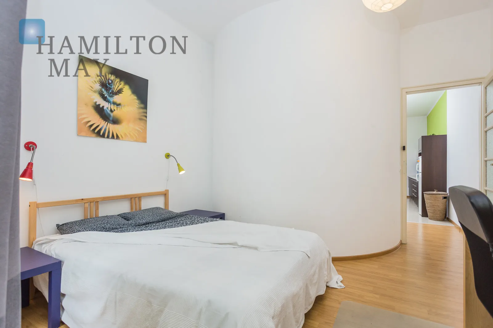 Przestronne i słoneczne mieszkanie z dwoma sypialniami w centrum Krakowa - slider