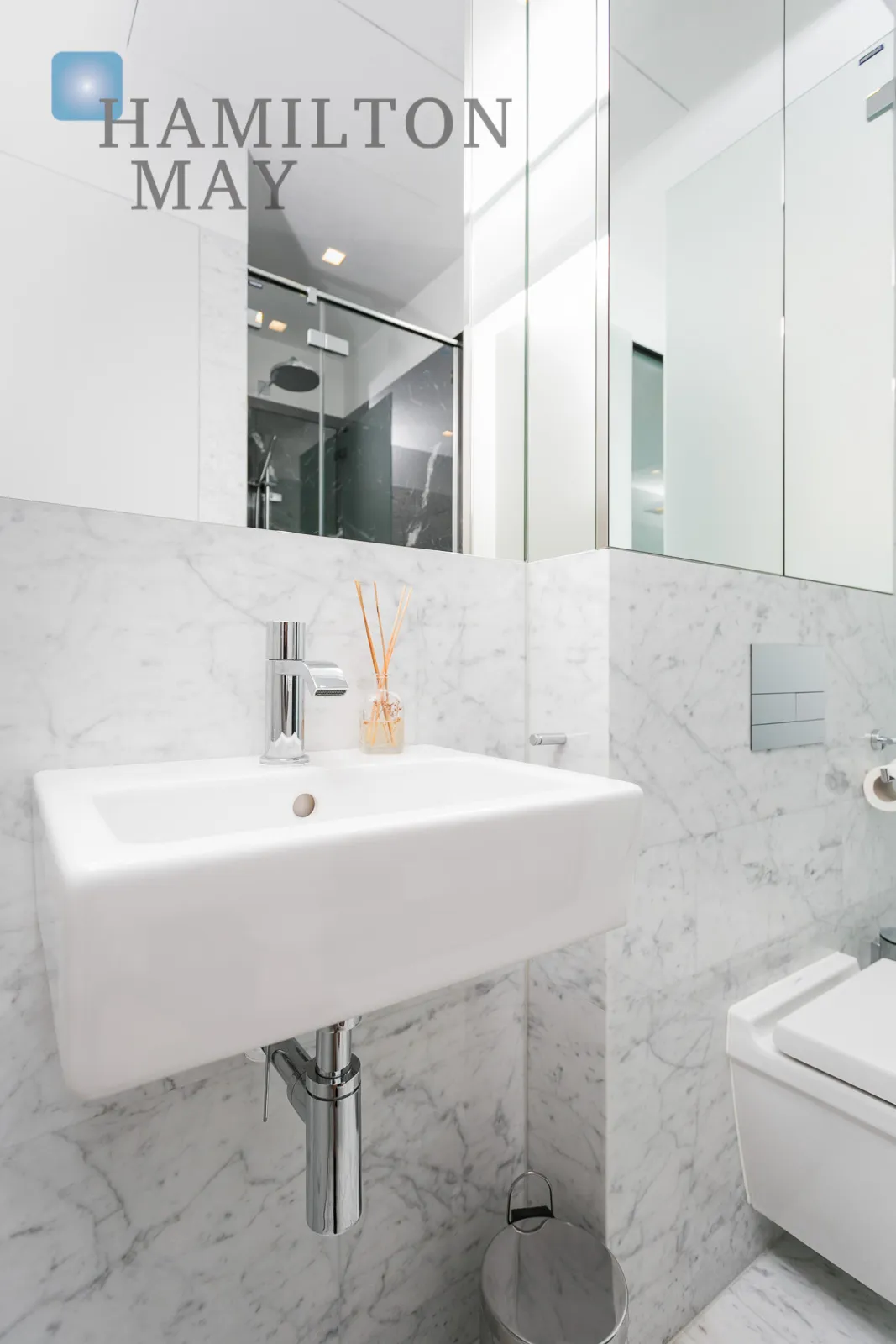 Ekskluzywny apartament z widokiem na centrum Warszawy - slider