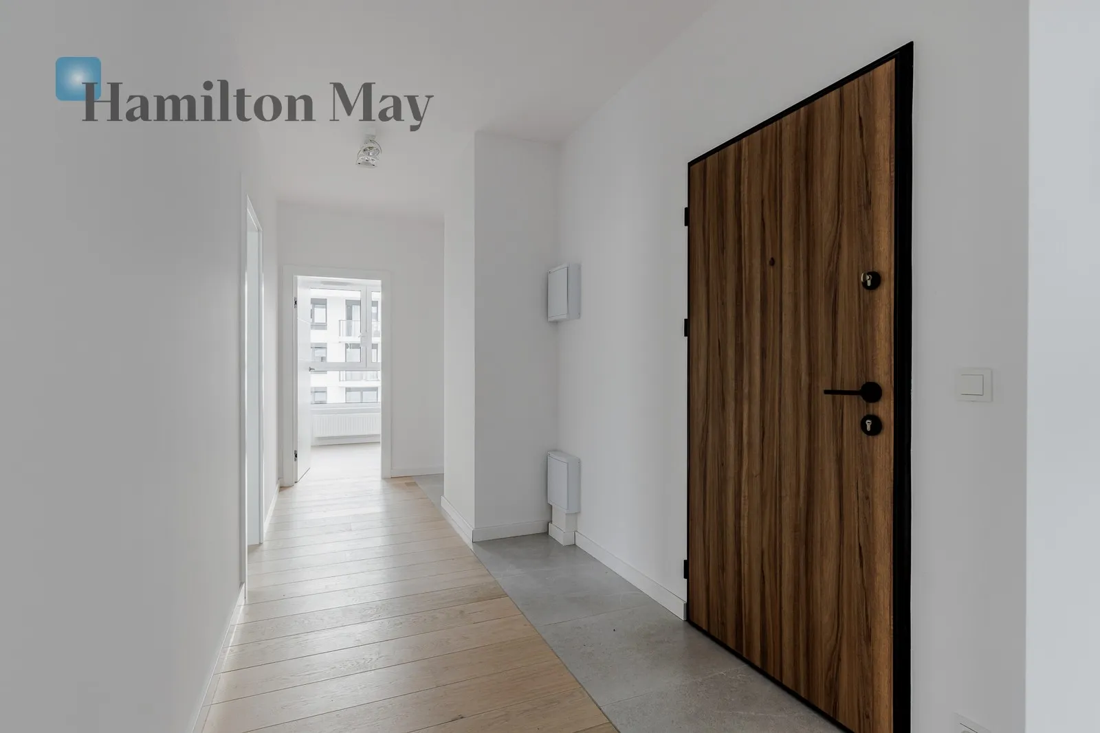 Subregion: Służewiec Distance to centre: 6.97 km Level: 5 Price: 7500 PLN Bedrooms: 2 Bathrooms: 2 Size: 80m2 - slider