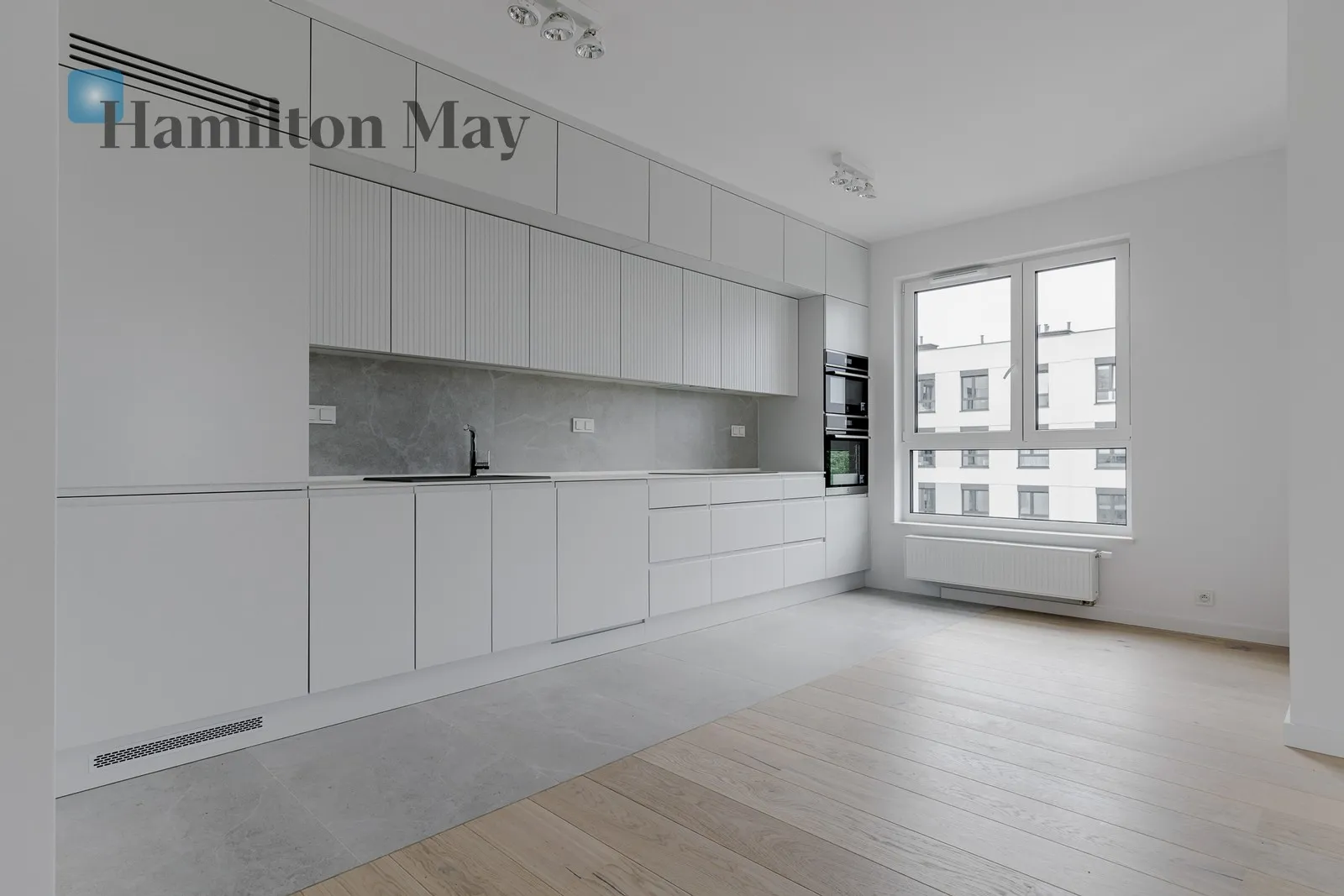 Region: Mokotów Subregion: Służewiec Distance to centre: 6.97 km Level: 5 Price: 7500 PLN Bedrooms: 2 Bathrooms: 2 Size: 80m2 Price/m2: 94 PLN - slider