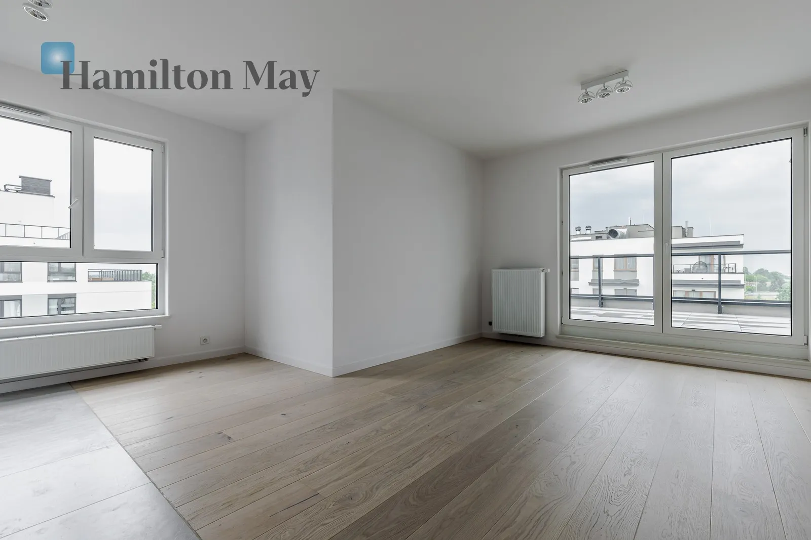 City: Warszawa Street: Bokserska Region: Mokotów Subregion: Służewiec Distance to centre: 6.97 km Level: 5 Price: 7500 PLN Bedrooms: 2 Bathrooms: 2 - slider