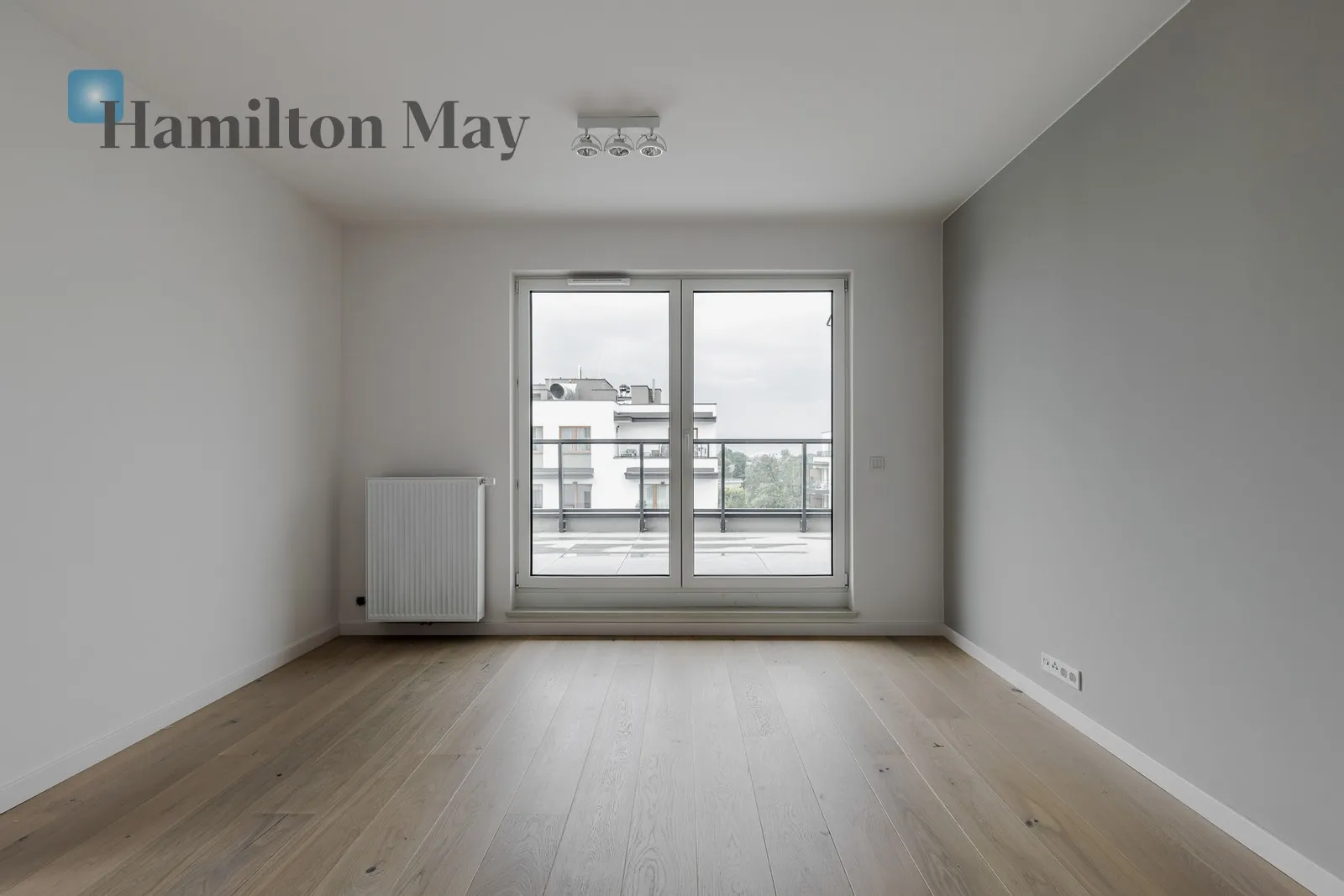 Street: Bokserska Region: Mokotów Subregion: Służewiec Distance to centre: 6.97 km Level: 5 Price: 7500 PLN Bedrooms: 2 Bathrooms: 2 Size: 80m2 - slider