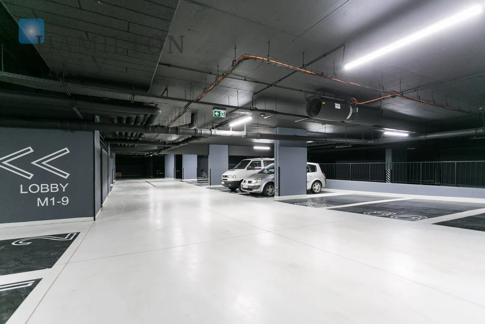 Елегантна 3-кімнатна квартира з терасою в Кроводжі - slider