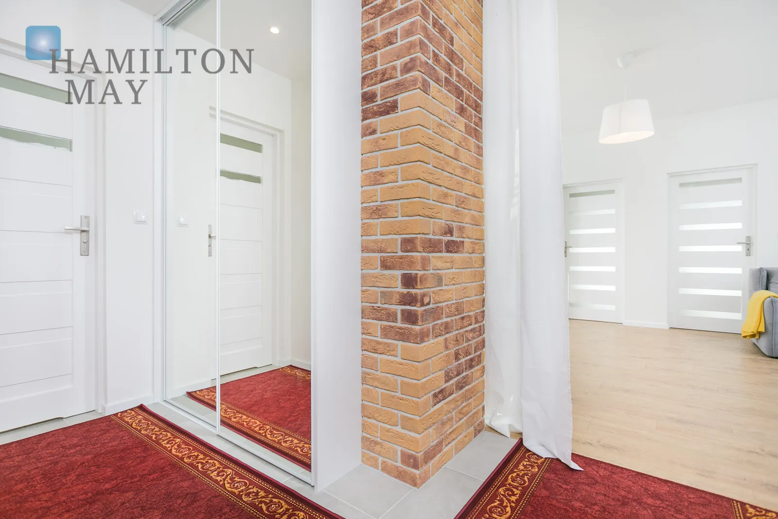 Two-bedroom apartment with a beautiful view of Przegorzały - slider
