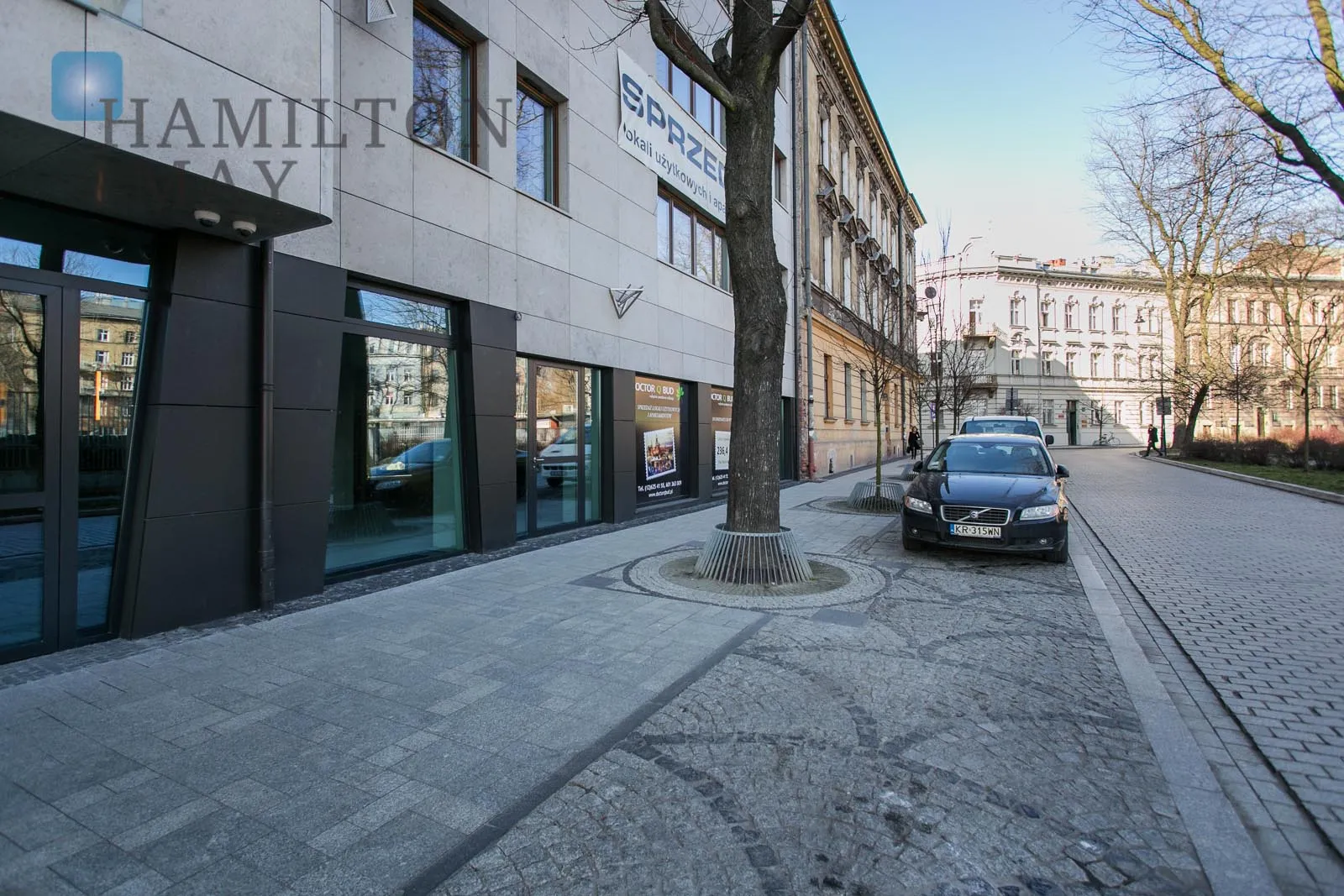 Двосторонній офісний простір з видом на Вавельський замок | Plac Na Groblach | 182,1 м² - slider