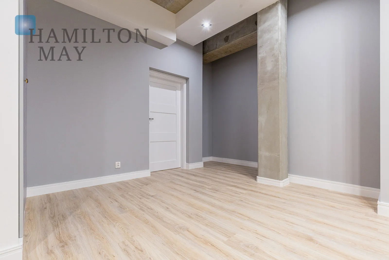 Apartament w willi na Starym Żoliborzu - slider