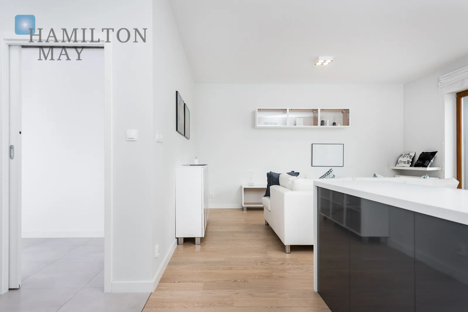 Ekskluzywny apartament z balkonem w sercu Krakowa - slider