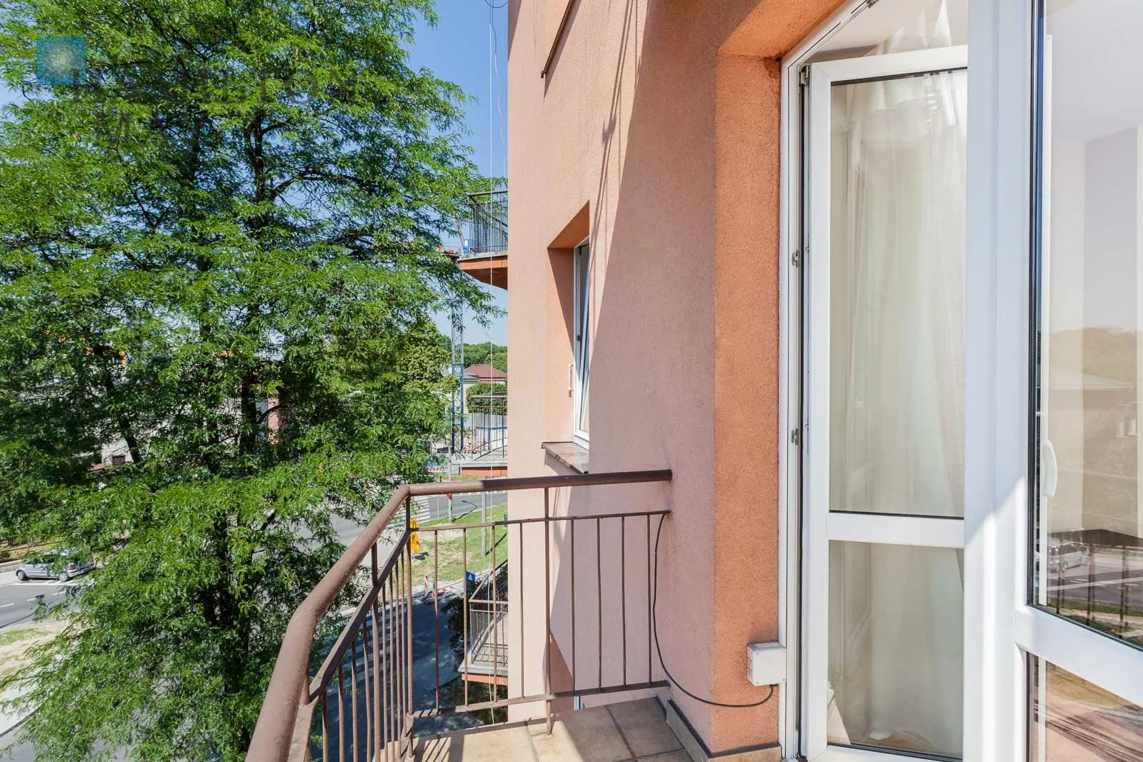 A cozy 2-room apartment with a balcony in the Olsza district

