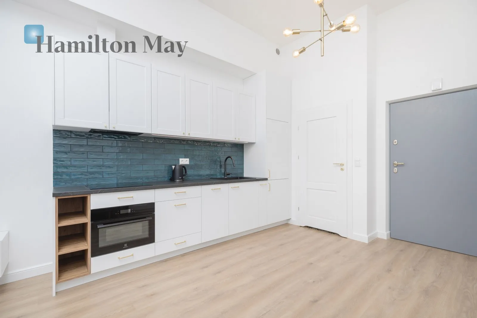 City: Kraków Street: Starowiślna Region: Stare Miasto Distance to centre: 1 km Level: 2 Price: 1229000 PLN Bedrooms: 1 - slider