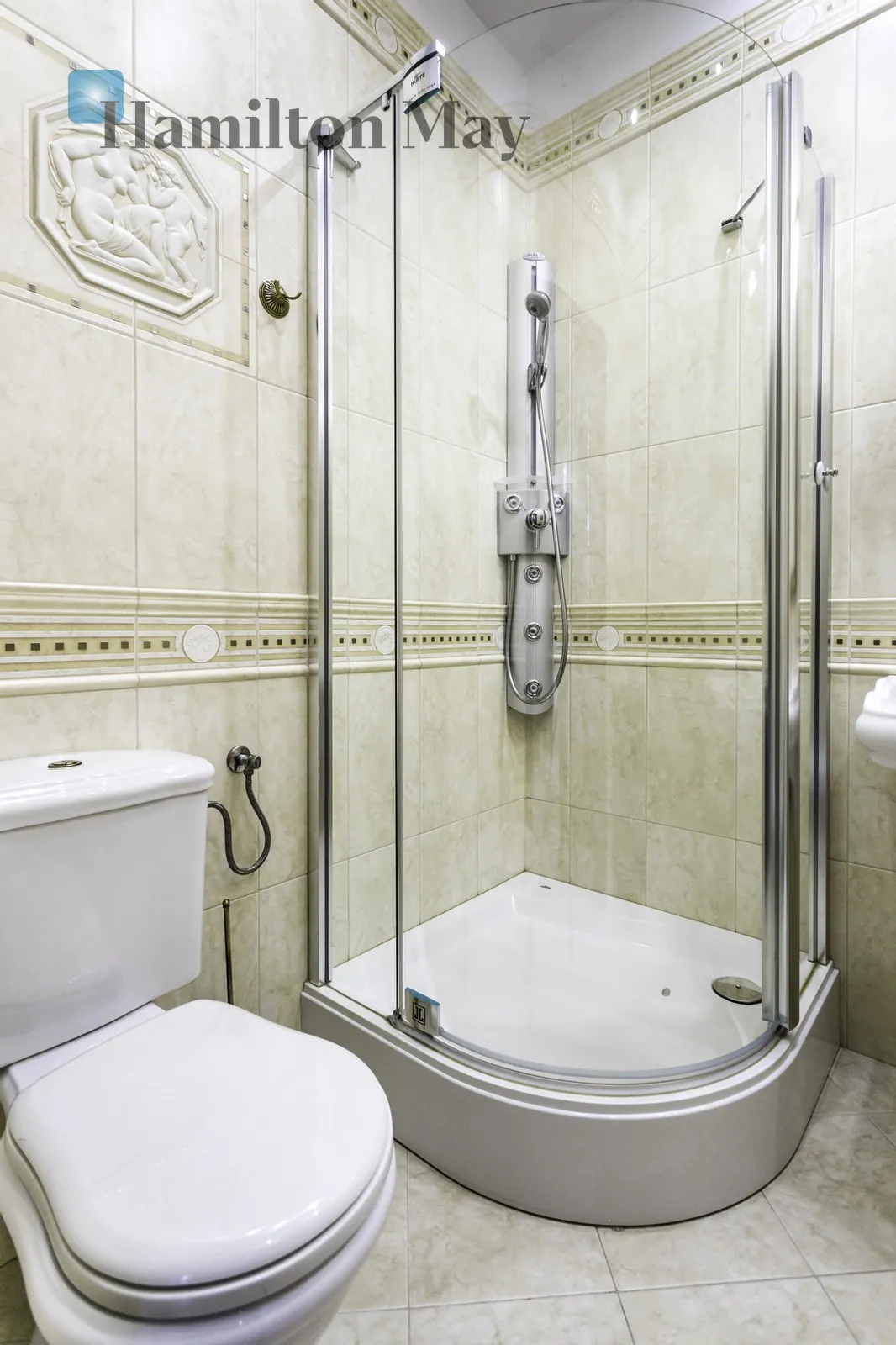 Subregion: Stegny Distance to centre: 5.19 km Level: 2 Price: 18000 PLN Bedrooms: 3 - slider