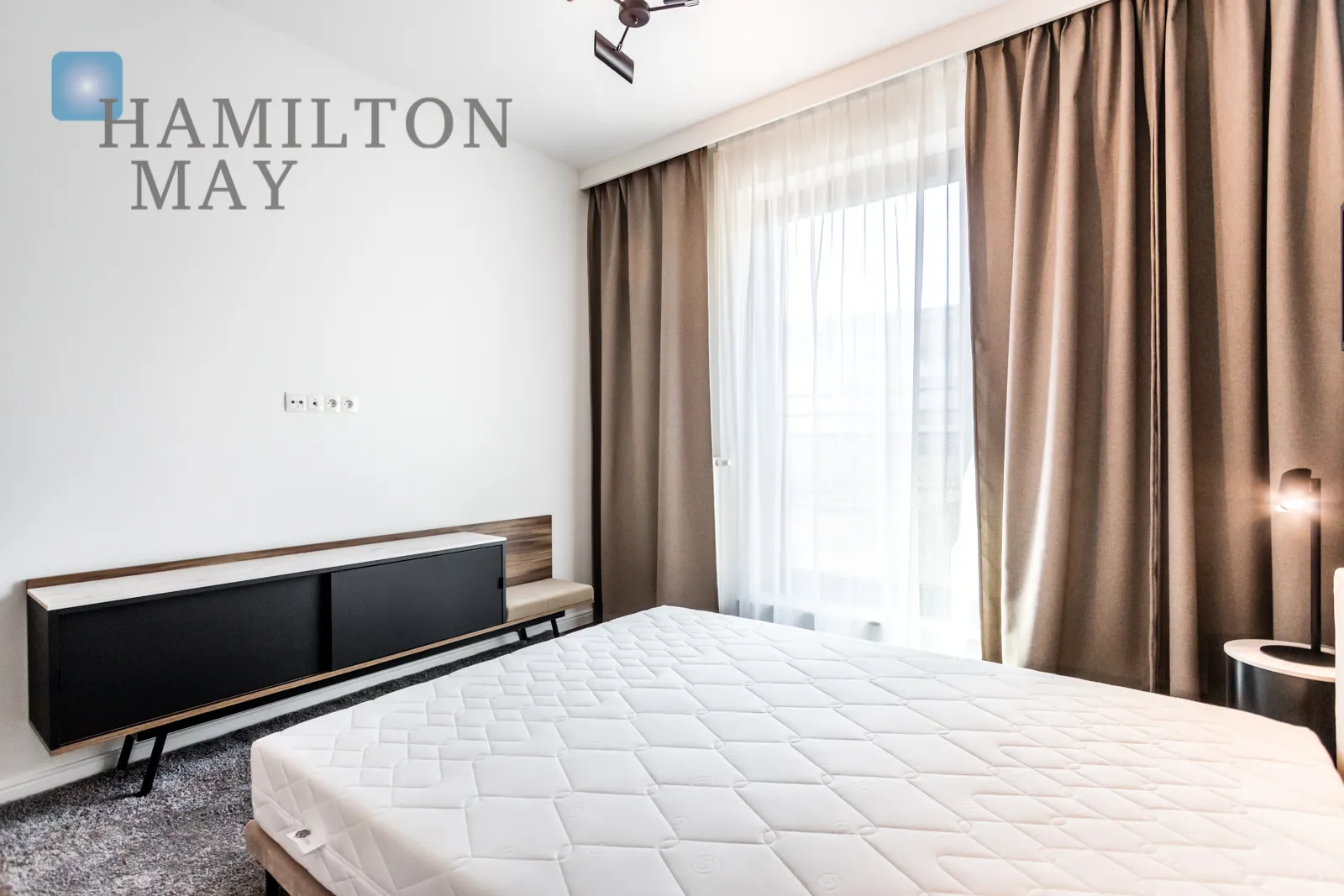 Luksusowy apartament w kameralnym budynku na Mokotowskiej  - slider