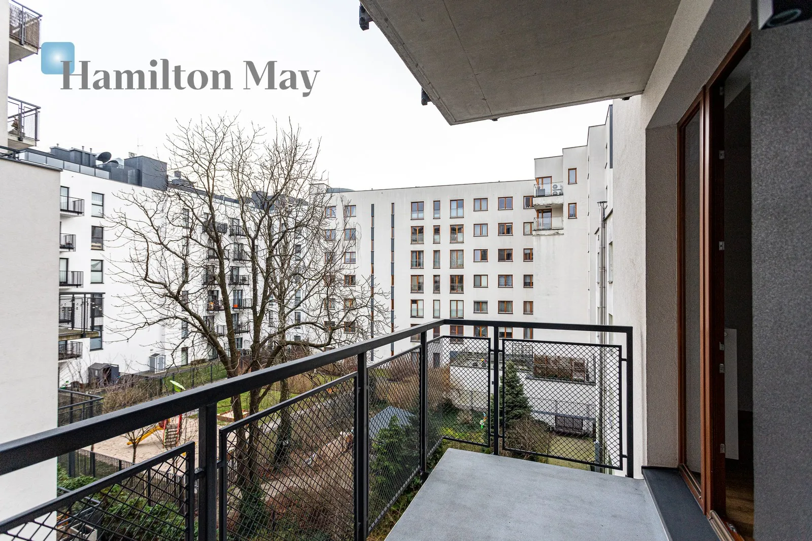 3 pokoje na Woli| balkon | ciche patio | garaż I metro

 - slider