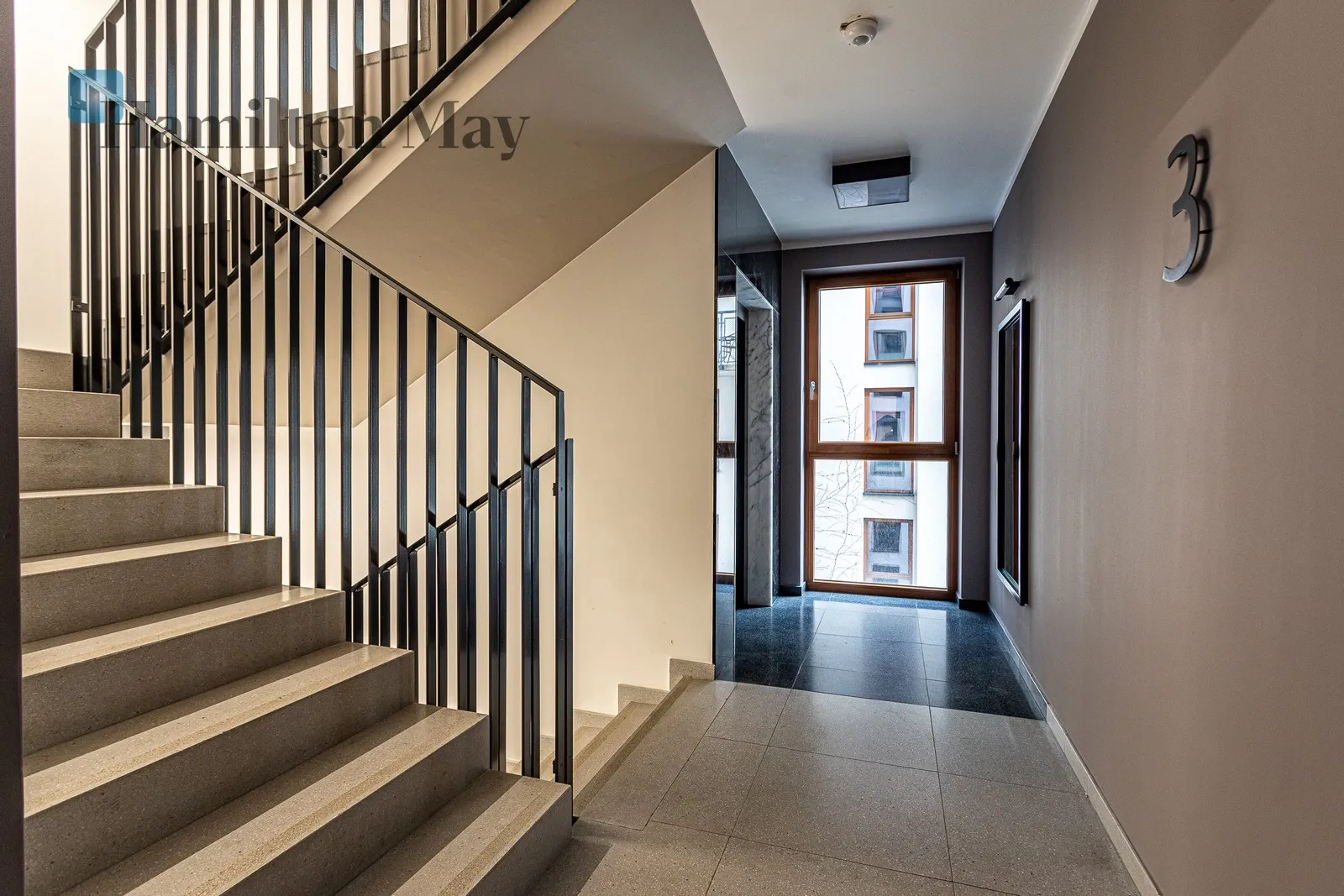 3 pokoje na Woli| balkon | ciche patio | garaż I metro

 - slider