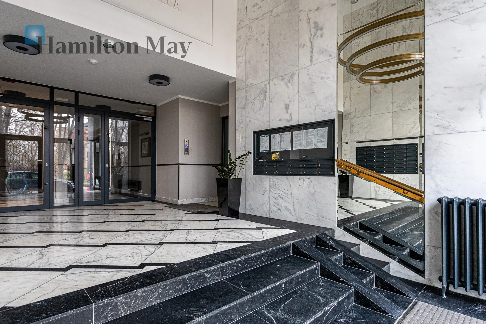 3 pokoje na Woli| balkon | ciche patio | garaż I metro

 - slider